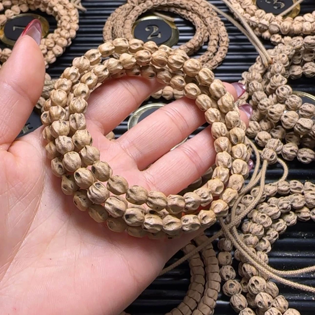 【闪购商品】柏香籽/百香籽吊坠贰*哥