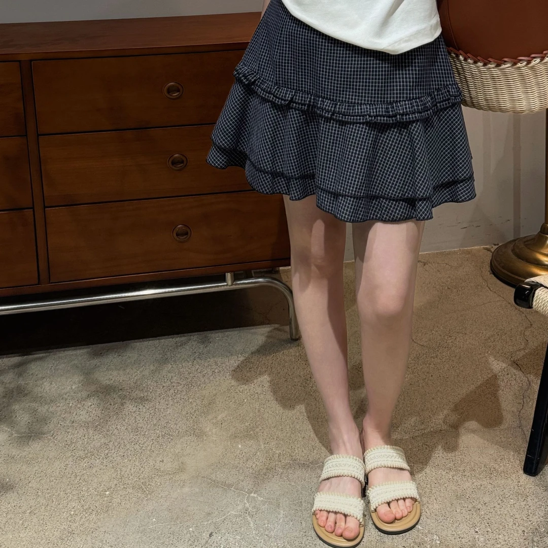 韩版设计感时尚减龄休闲百搭洋气格子短款半身裙-J25202308