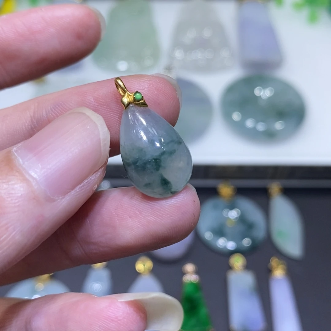 翡翠18K金镶嵌吊坠(不含链)