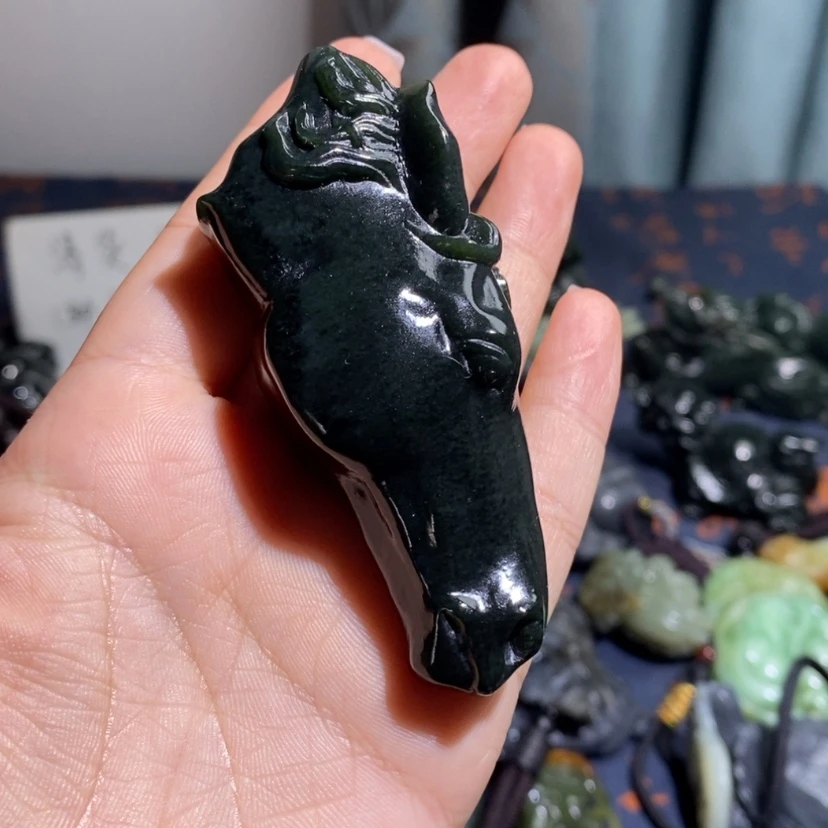 【闪购商品】未镶嵌和田玉把件彪*