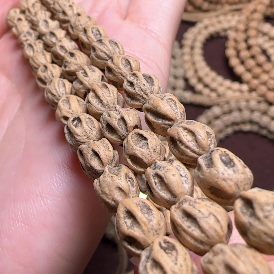 柏香籽/百香籽吊坠半****酒