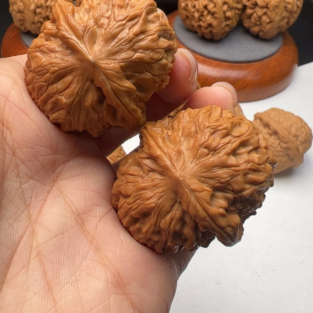 文玩核桃吊坠黄松峪40全品