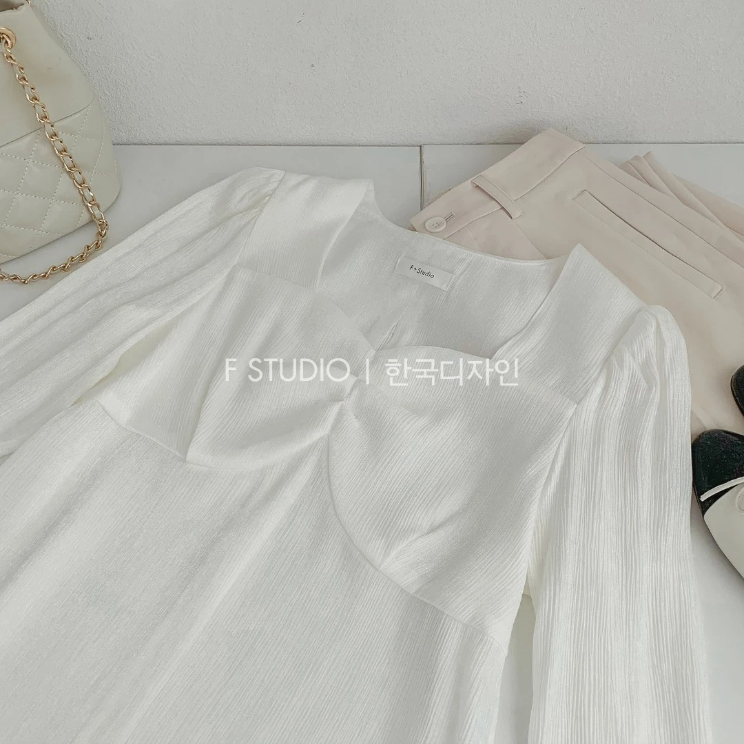 「新品」【月光蝴蝶】方领蝴蝶结上衣FS204S070