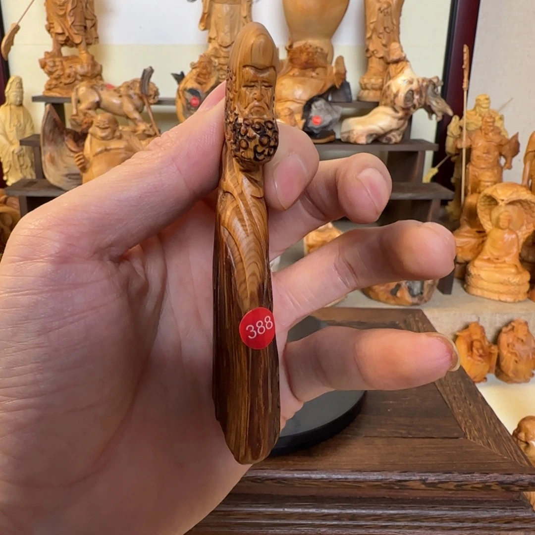 崖柏小木匠艺雕一物一拍