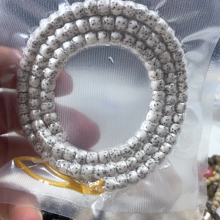 星月菩提把件只****°6*5直切长串