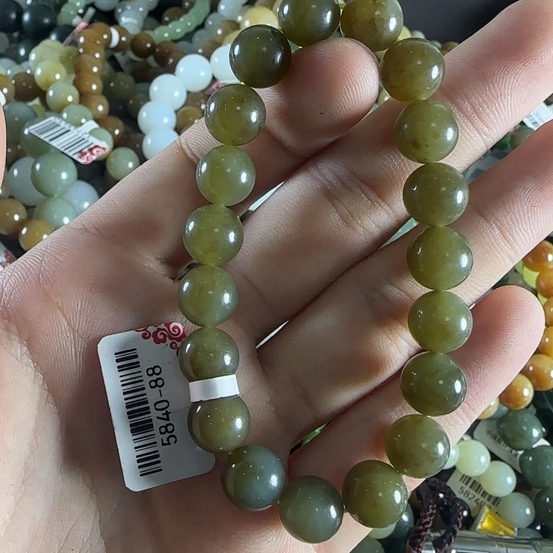 和田玉颈饰未镶嵌111