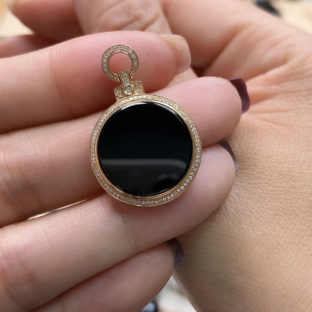 翡翠颈饰18K金镶嵌墨翠