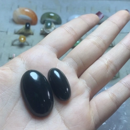 定制翡翠未镶嵌墨翠