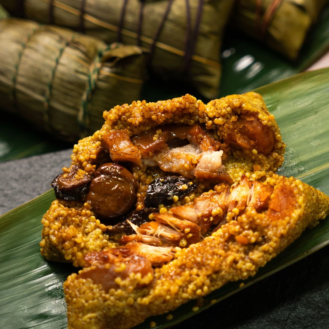 大黄米板栗蛋黄肉粽客家传统风味