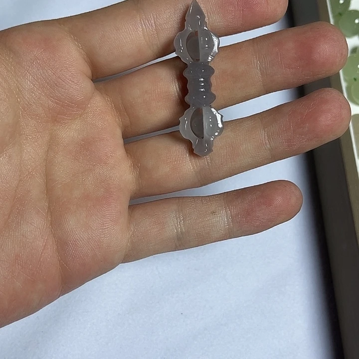颈饰未镶嵌和田玉（糖玉）