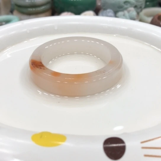 未镶嵌石英质玉珠宝半成品3