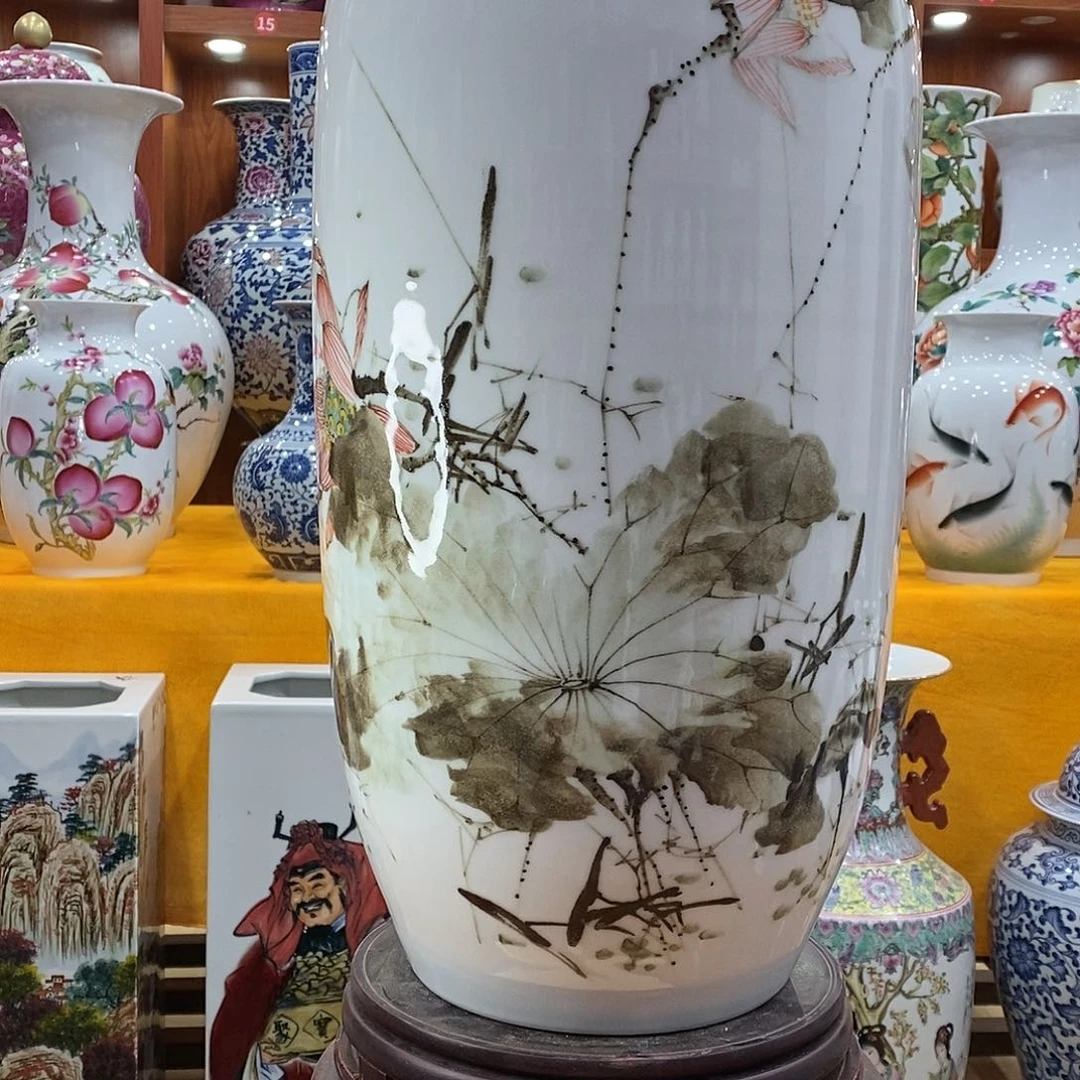 摆件静**开景德镇陶瓷冬瓜瓶