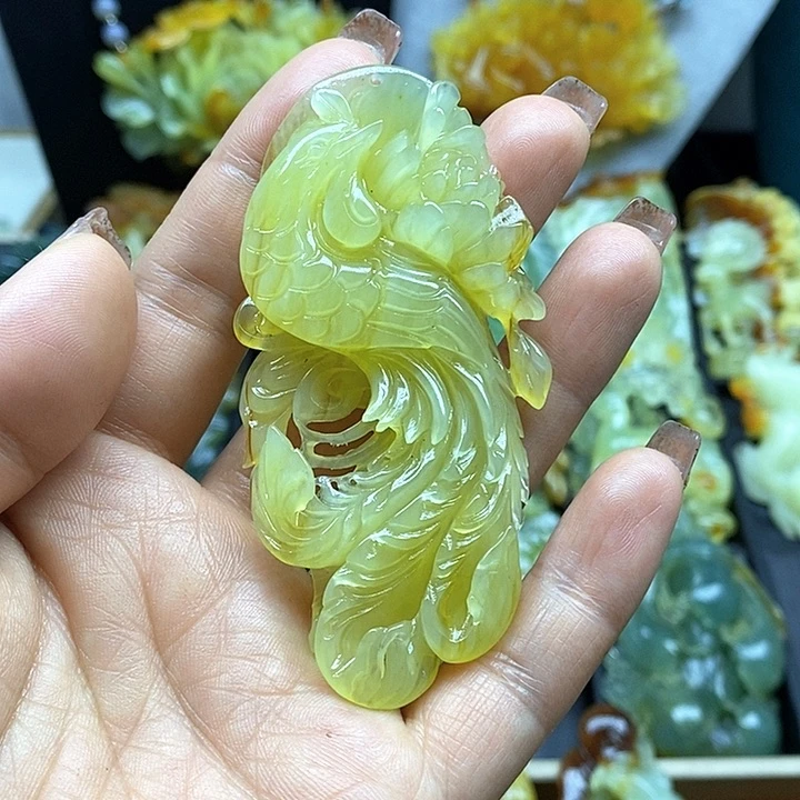 蛇纹石玉挂件未镶嵌