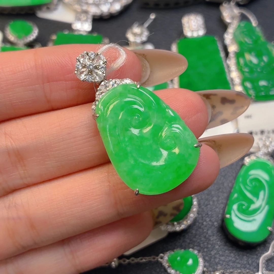 翡翠银S925镶嵌颈饰