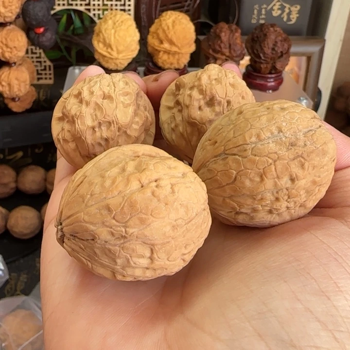 吊坠文玩核桃粗筋和尚头 菠萝包