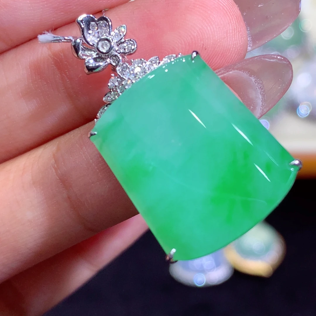 翡翠18K金镶嵌吊坠(不含链)