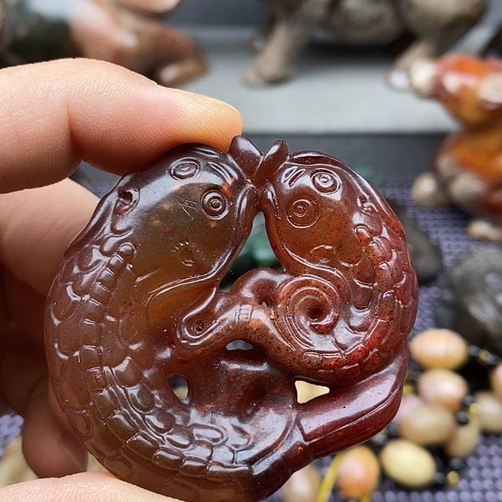 未镶嵌蛇纹石玉颈饰