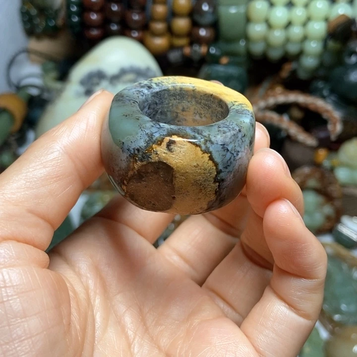 岫岩河磨玉（透闪石质玉）未镶嵌把件