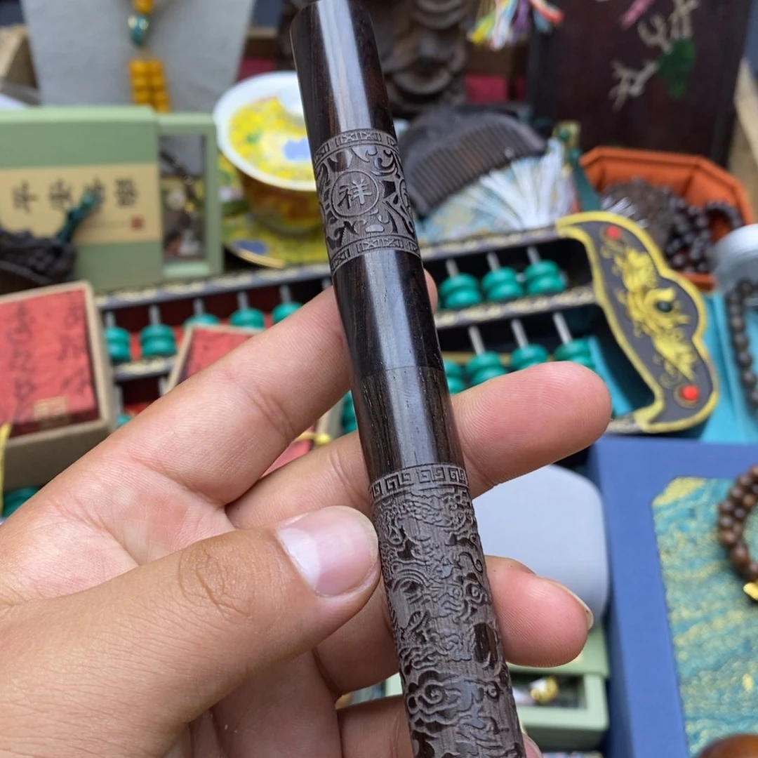 大叶紫檀（黑酸枝木类）