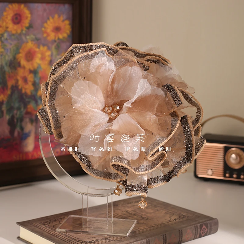 香水百合抓夹花朵木耳边鲨鱼夹早秋新款满钻原创设计精致温婉头饰