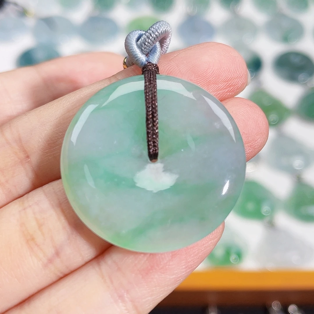 颈饰未镶嵌翡翠吊坠