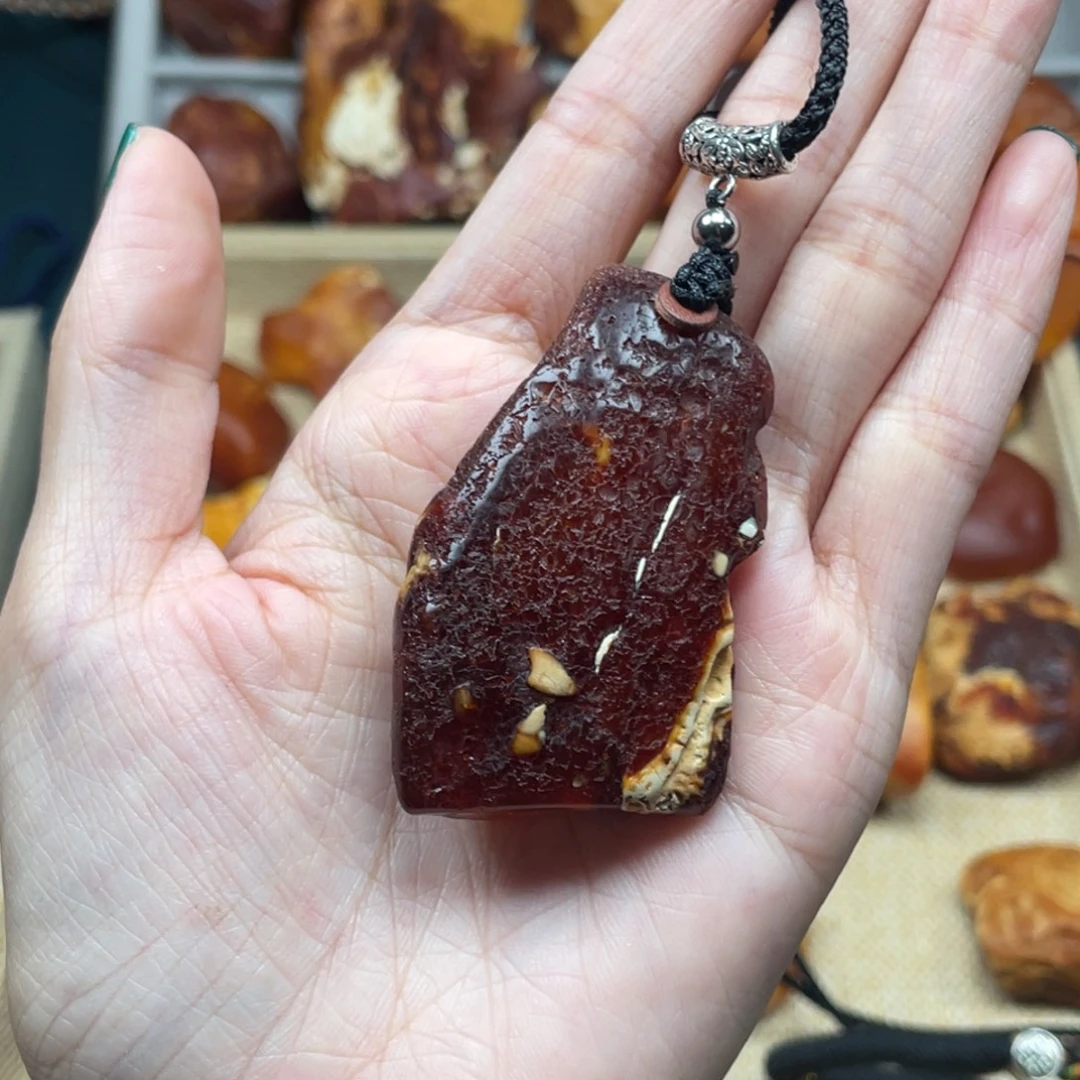 琥珀未镶嵌珠宝奇石