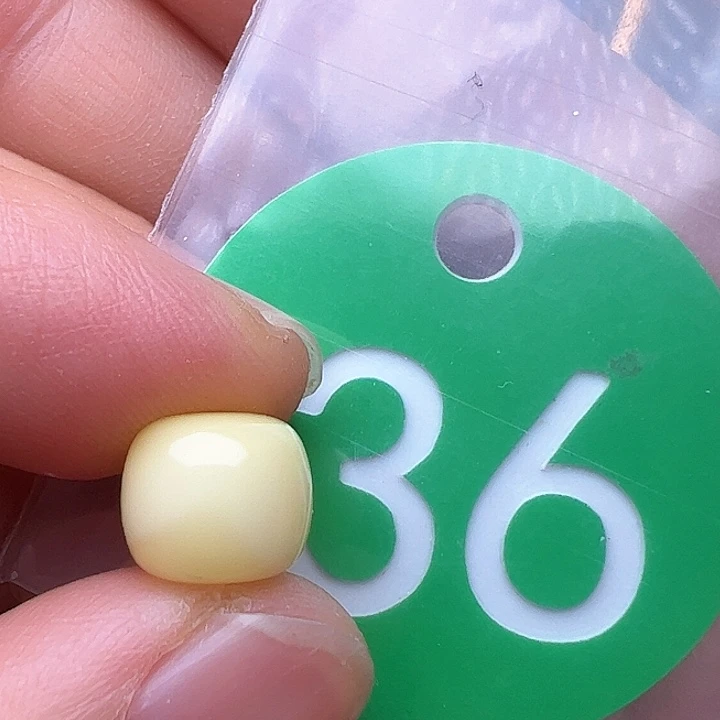 蜜蜡裸石未镶嵌奥****o9m m