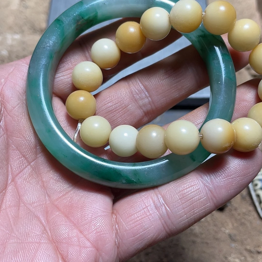 白玉菩提吊坠xuhgffffgj