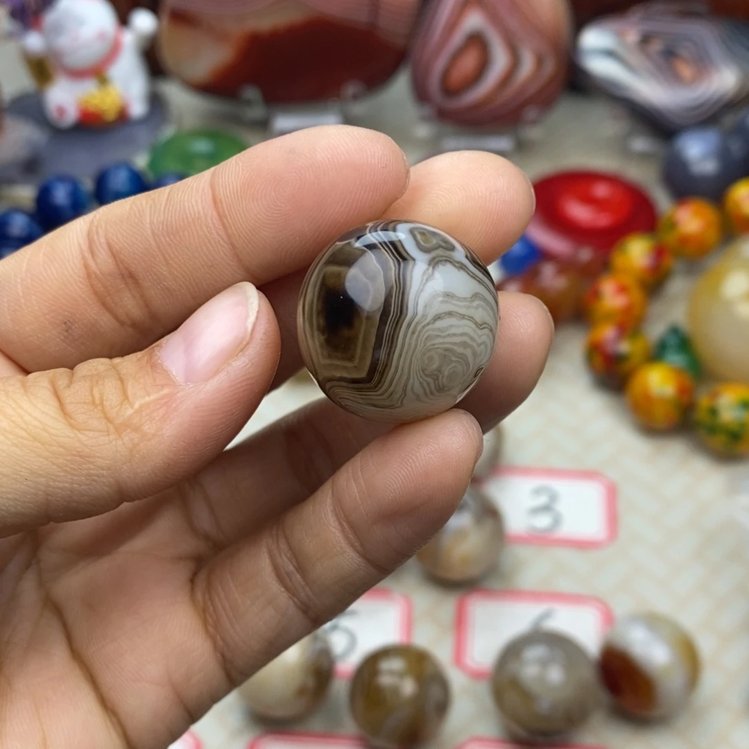 大***扬玛瑙/玉髓未镶嵌颈饰