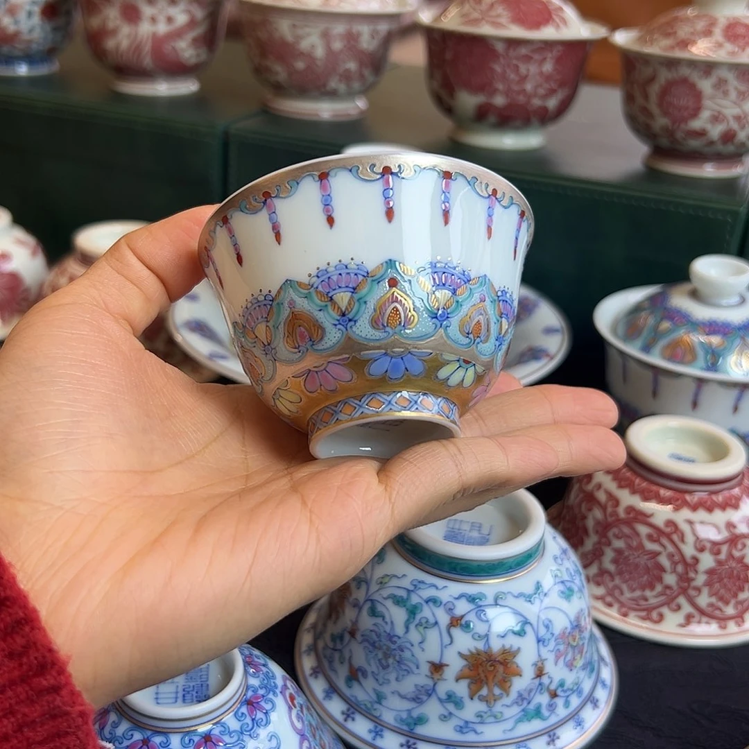 H冉月观隐桃心莲瓣撇口杯