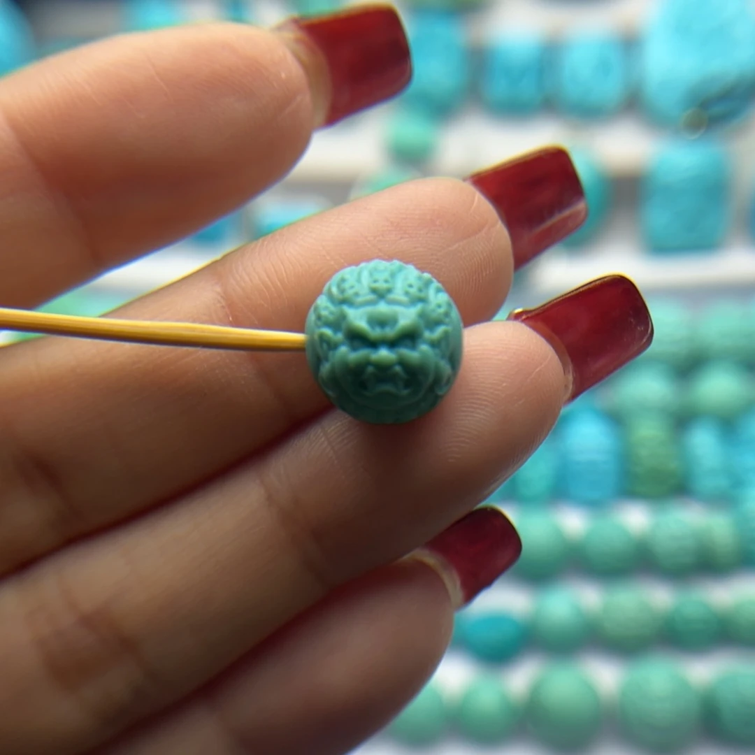 绿松石雕刻未镶嵌