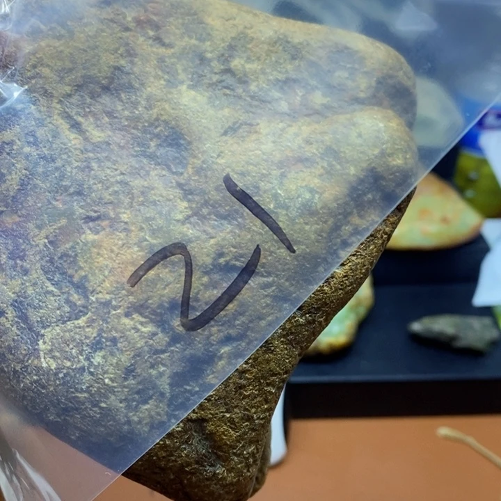 小*jv u f y fu vu