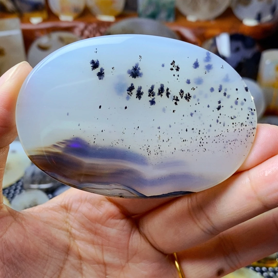 玛瑙/玉髓未镶嵌珠宝奇石