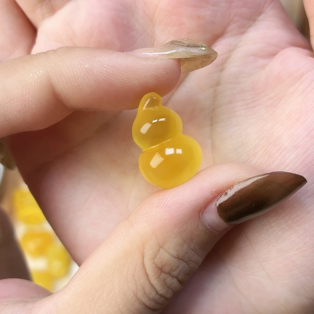 派***派蜜蜡未镶嵌裸石精工葫芦