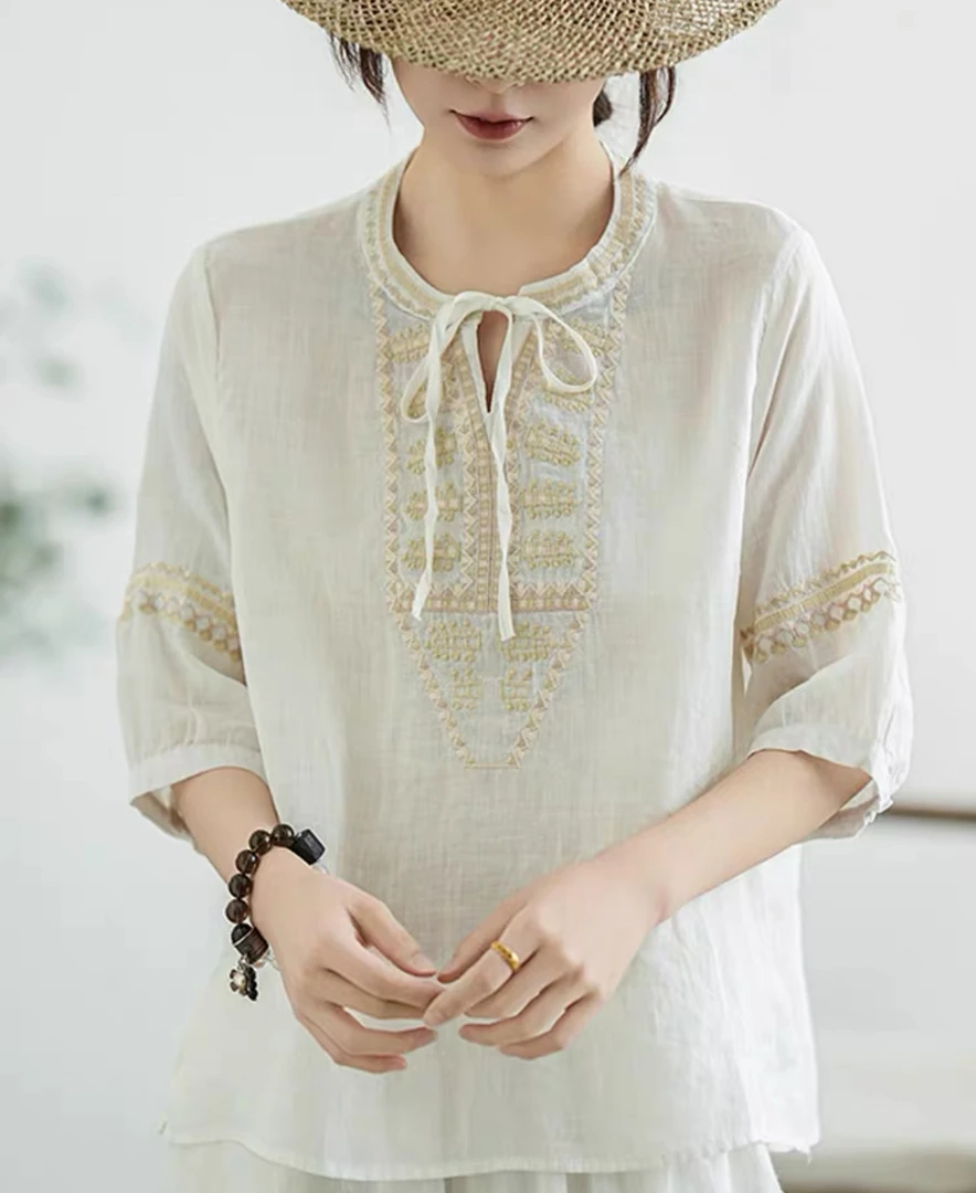 8062文艺刺绣显瘦百搭衬衫夏季新款套头小衫