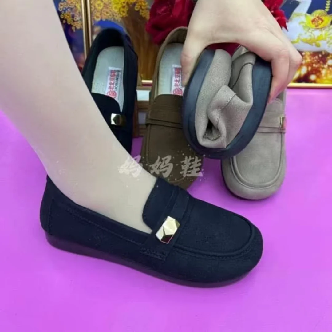 新款女豆豆鞋软底防滑工作鞋时尚百搭平底妈妈鞋单鞋