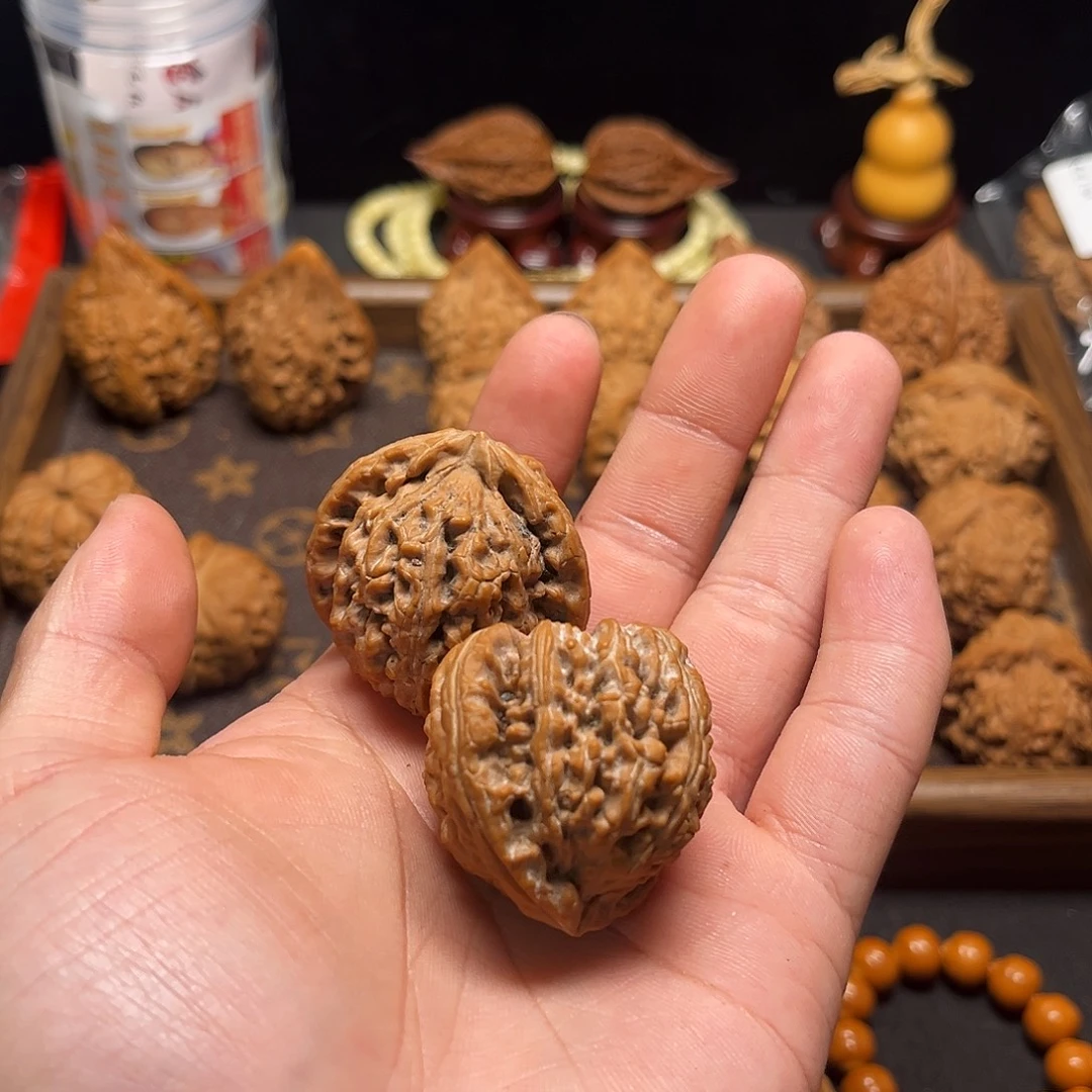 我***的手串/手链核桃老树三角白