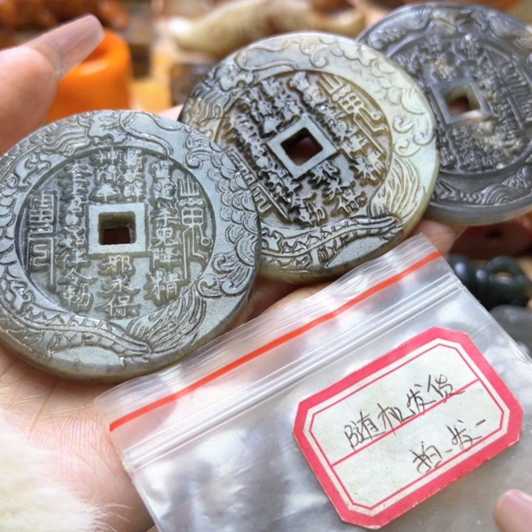 【闪购商品】蛇纹石玉颈饰未镶嵌