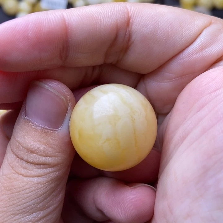未镶嵌琥珀裸石蜜蜡42