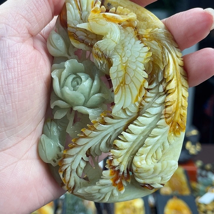 未镶嵌蛇纹石玉颈饰