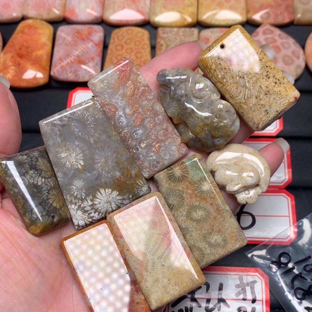 【闪购商品】硅化玉颈饰未镶嵌二*姐