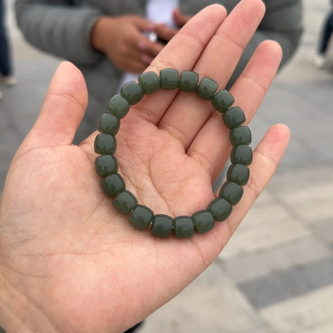 未镶嵌手链和田玉切莫蓝卡10