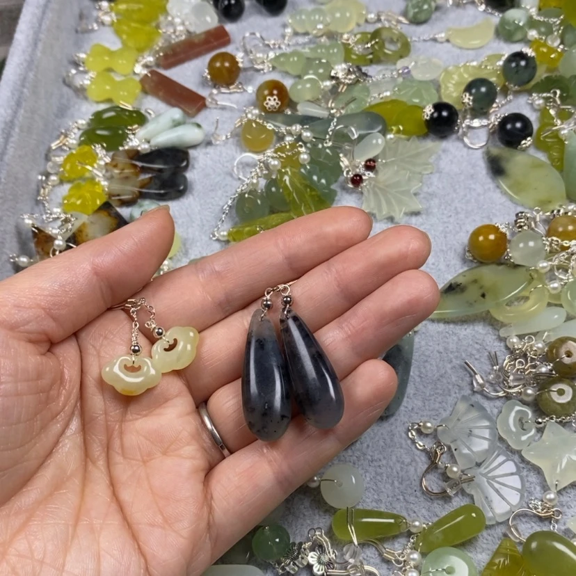 【闪购商品】蛇纹石玉挂件耳饰耳环项链未镶嵌姐****?