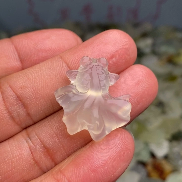 蛇纹石玉颈饰合金51