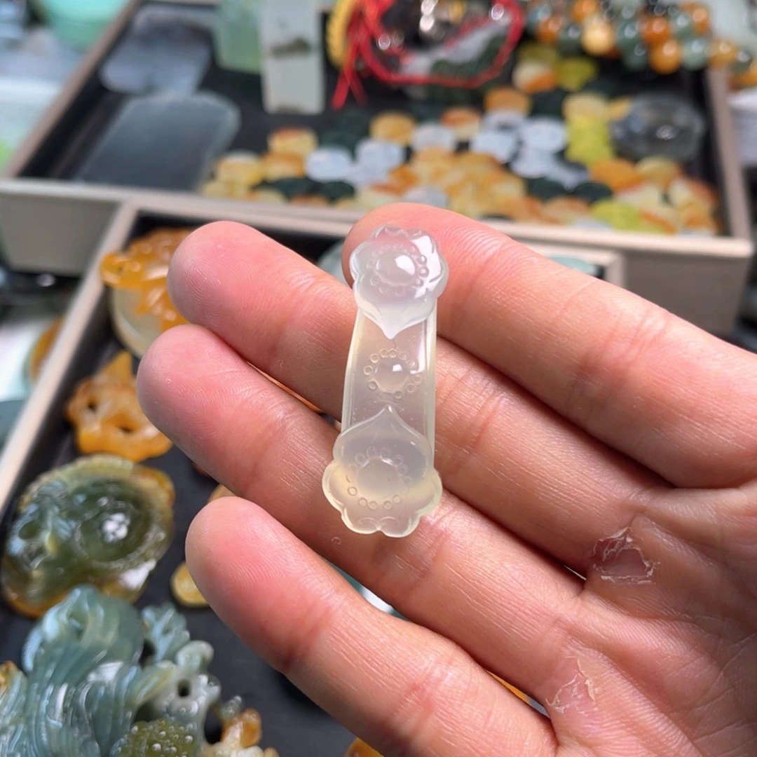 蛇纹石玉未镶嵌原石