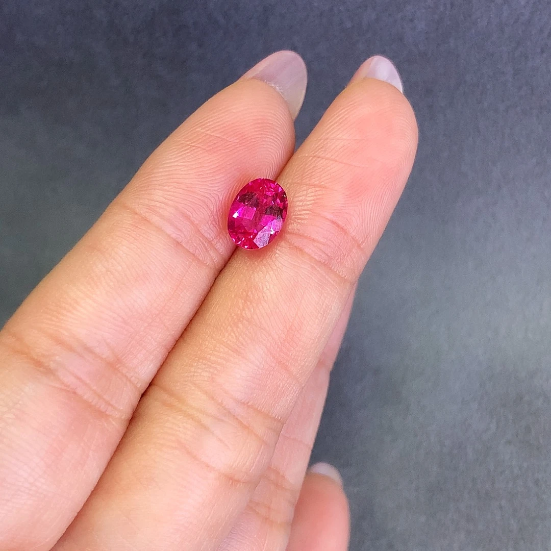 ｉ***ｅ合成（培育）蓝宝石裸石