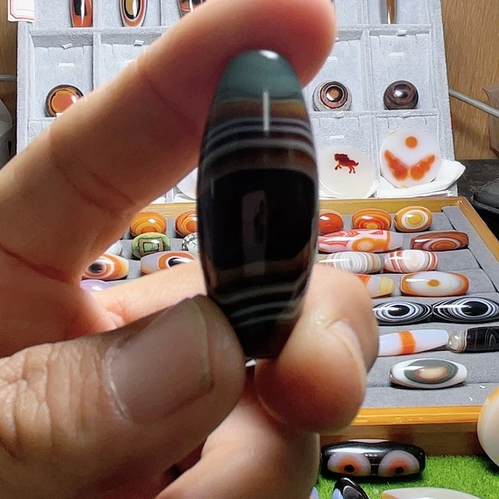 玛瑙/玉髓颈饰未镶嵌仙****