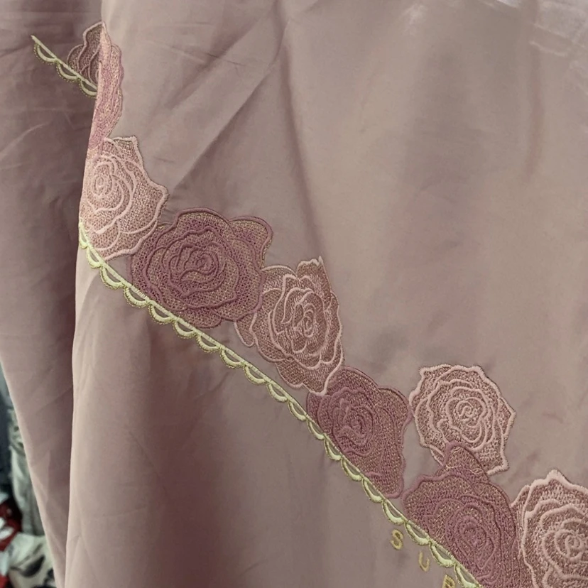 【闪购商品】2.6米床裙➕枕套一对做好