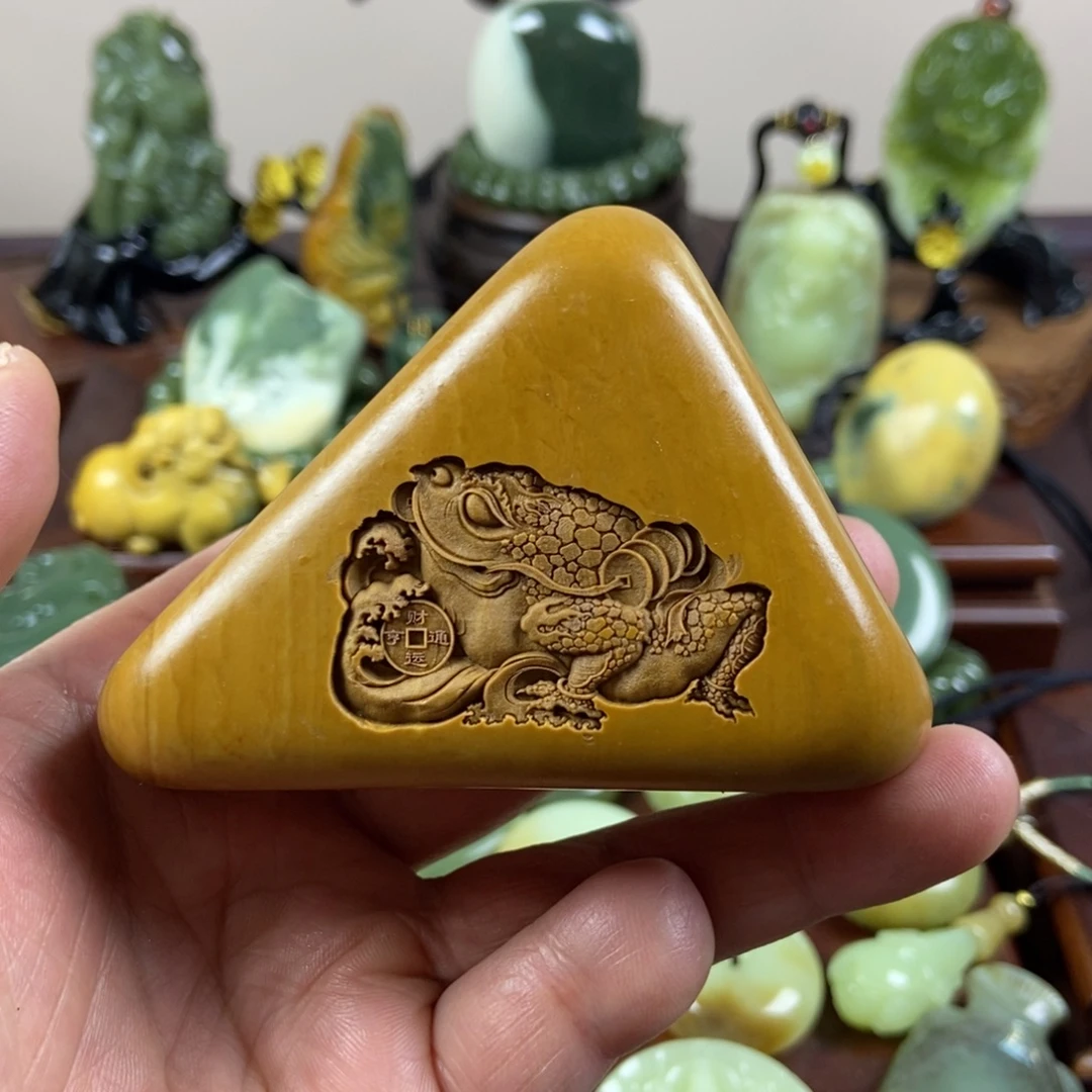 木变石未镶嵌摆件