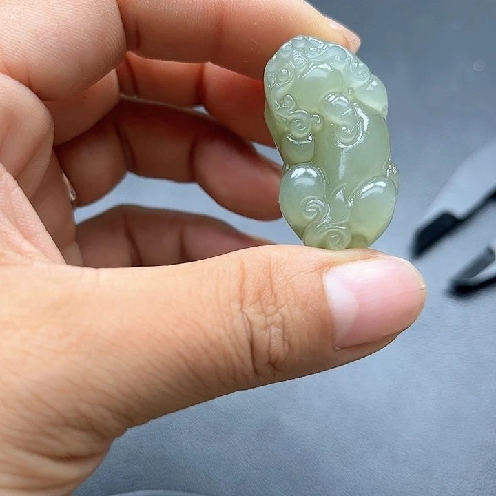 【闪购商品】颈饰未镶嵌和田玉清*:
